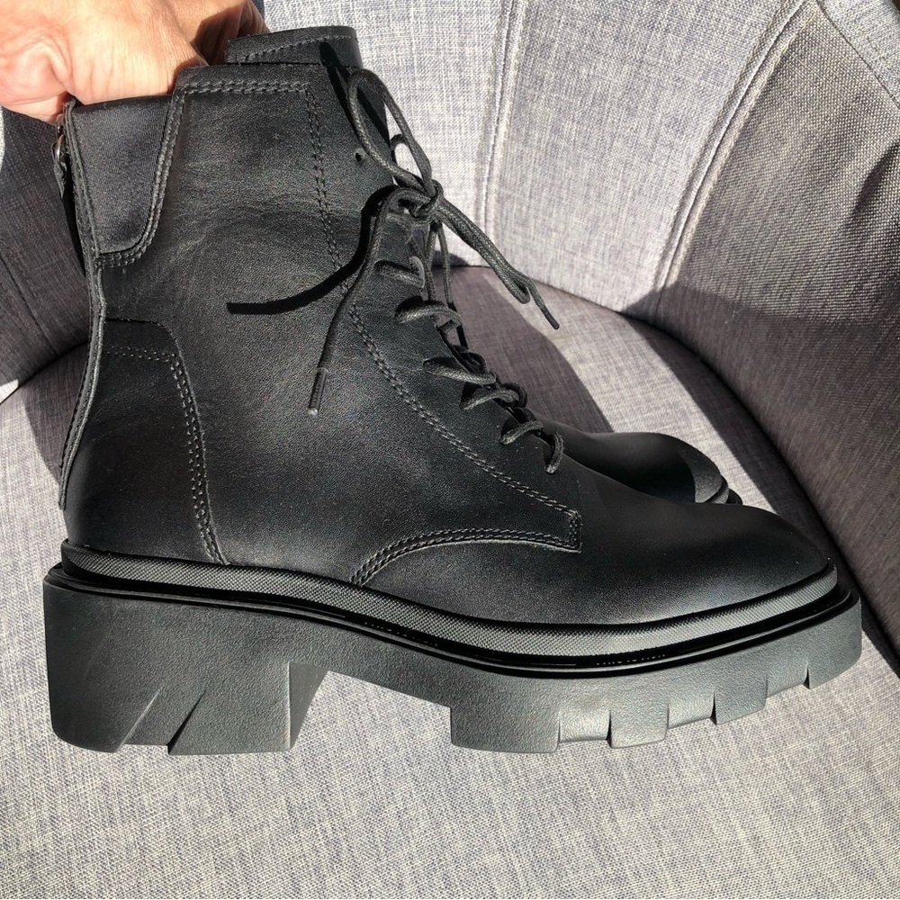 NWOT ASH Moody black leather lace up rear zipper chunky lug sole ankle boots 8 - Picture 14 of 15